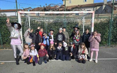 Maškare zavladale školom: Od dinosaura do Trumpa i Stranger Thingsa