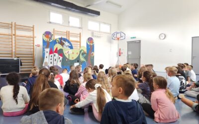 Povodom Dječjeg tjedna: Učenici OŠ Tar-Vabriga uživali u predstavi “Pravi prijatelj”